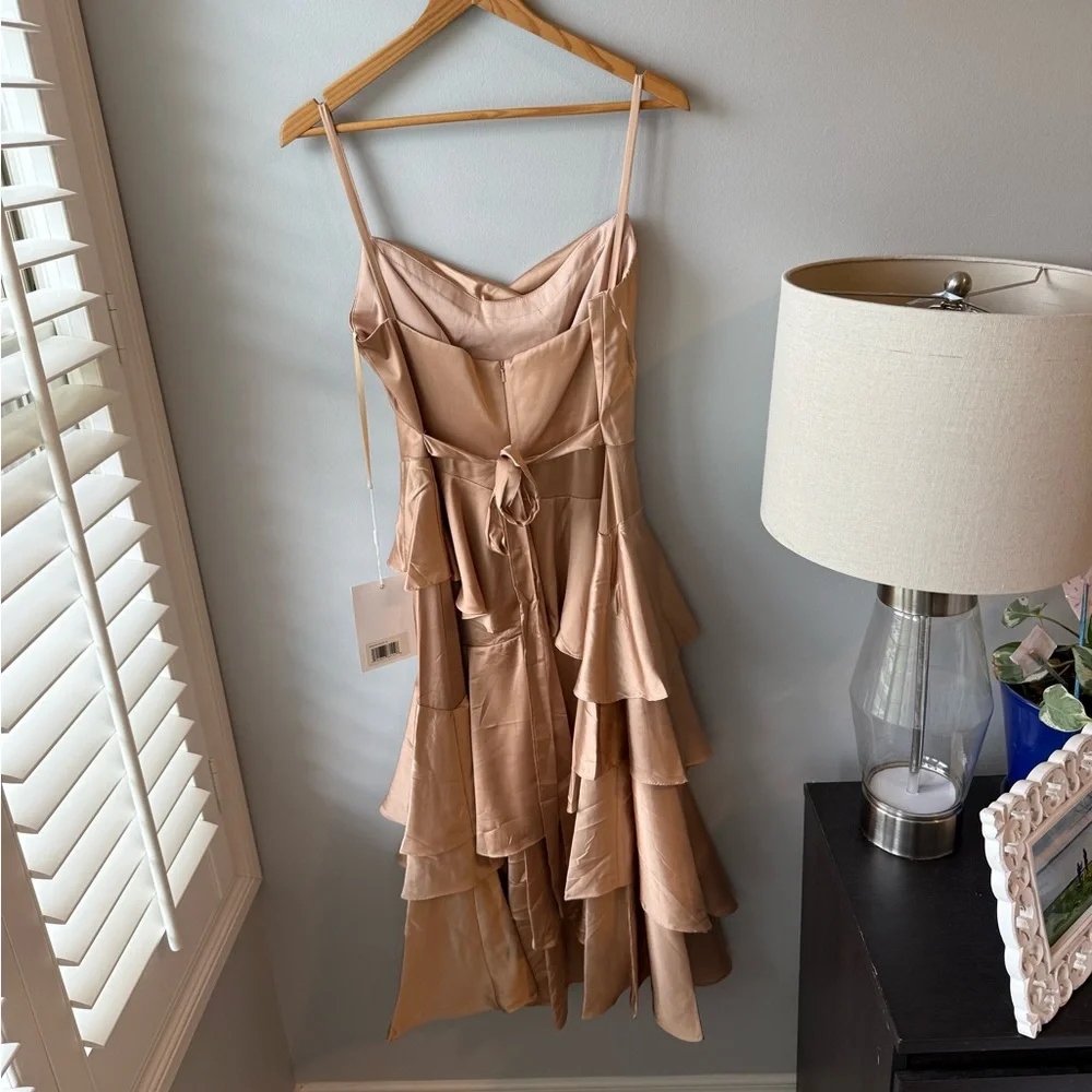Mac Duggal nwt mac